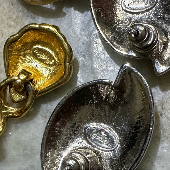 Vintage gold-tone and silver-tone earrings - Picture 5 of 5